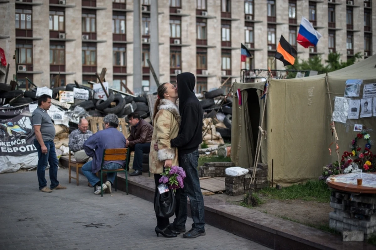 Unia Europejska rozszerzyła sankcje w związku z kryzysem na Ukrainie. Potwierdziły się nasze wcześniejsze informacje – ministrowie spraw zagranicznych Unii Europejskiej dopisali do czarnej listy kolejnych 13 osób.