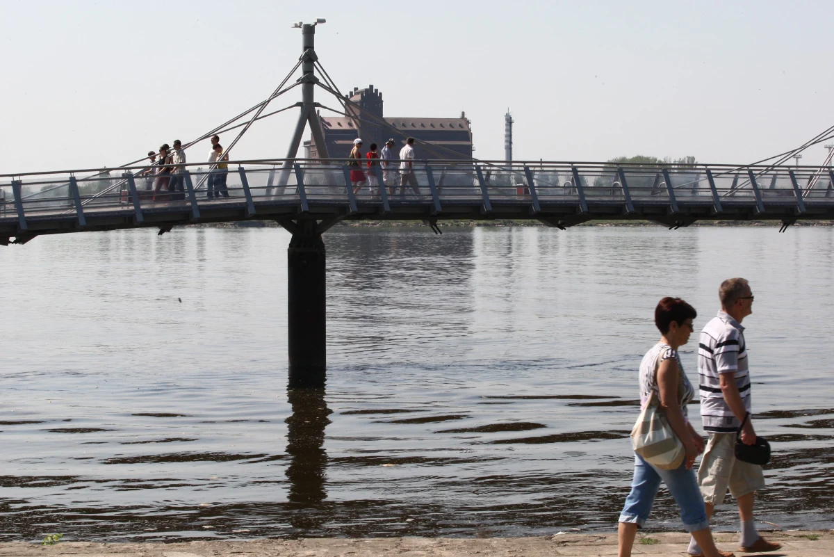 Z Płocka nadamy w tym tygodniu "Fakty z Twojego Miasta" - tak zdecydowaliście w głosowaniu na RMF24.pl! Historyczna stolica Mazowsza pewnie pokonała konkurentów, zdobywając ponad 60 proc. Waszych głosów. Zaczynamy w sobotę punktualnie o 9!