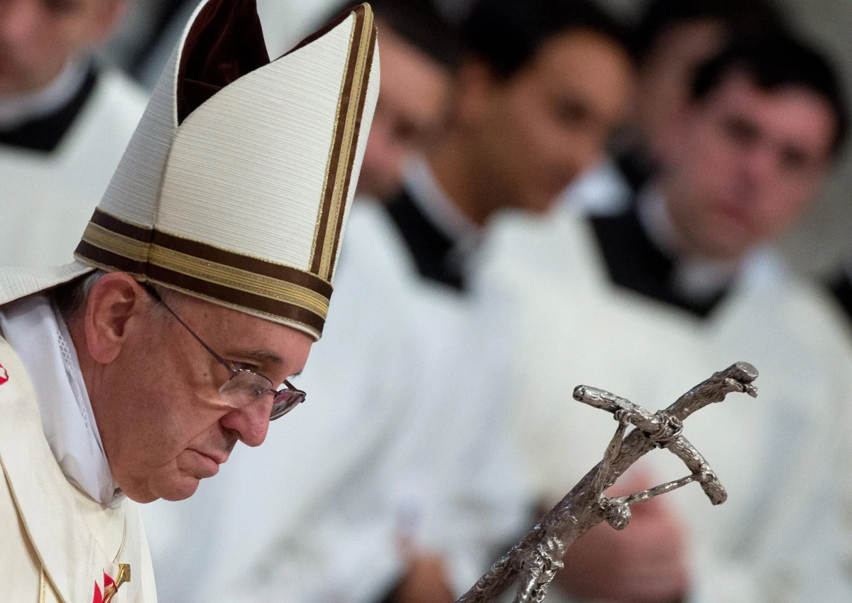 Watykan poinformował o "lekkiej niedyspozycji" papieża. Franciszek odwołał zapowiedziane na piątkowe przedpołudnie audiencje. Rzecznik Watykanu nie podaje żadnych szczegółów.