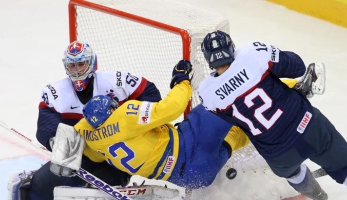 Hokejowe MŚ: Szwecja - Słowacja 3-1, Finlandia - Szwajcaria 3-2 po karnych