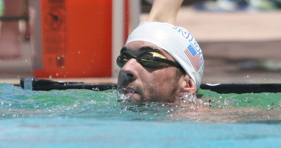 Amerykański pływak Michael Phelps odniósł pierwsze zwycięstwo po prawie dwuletniej przerwie w startach przerwie odniósł zwycięstwo. 18-krotny złoty medalista olimpijski był najszybszy w wyścigu na 100 m stylem motylkowym w zawodach Charlotte Grand Prix w USA. 