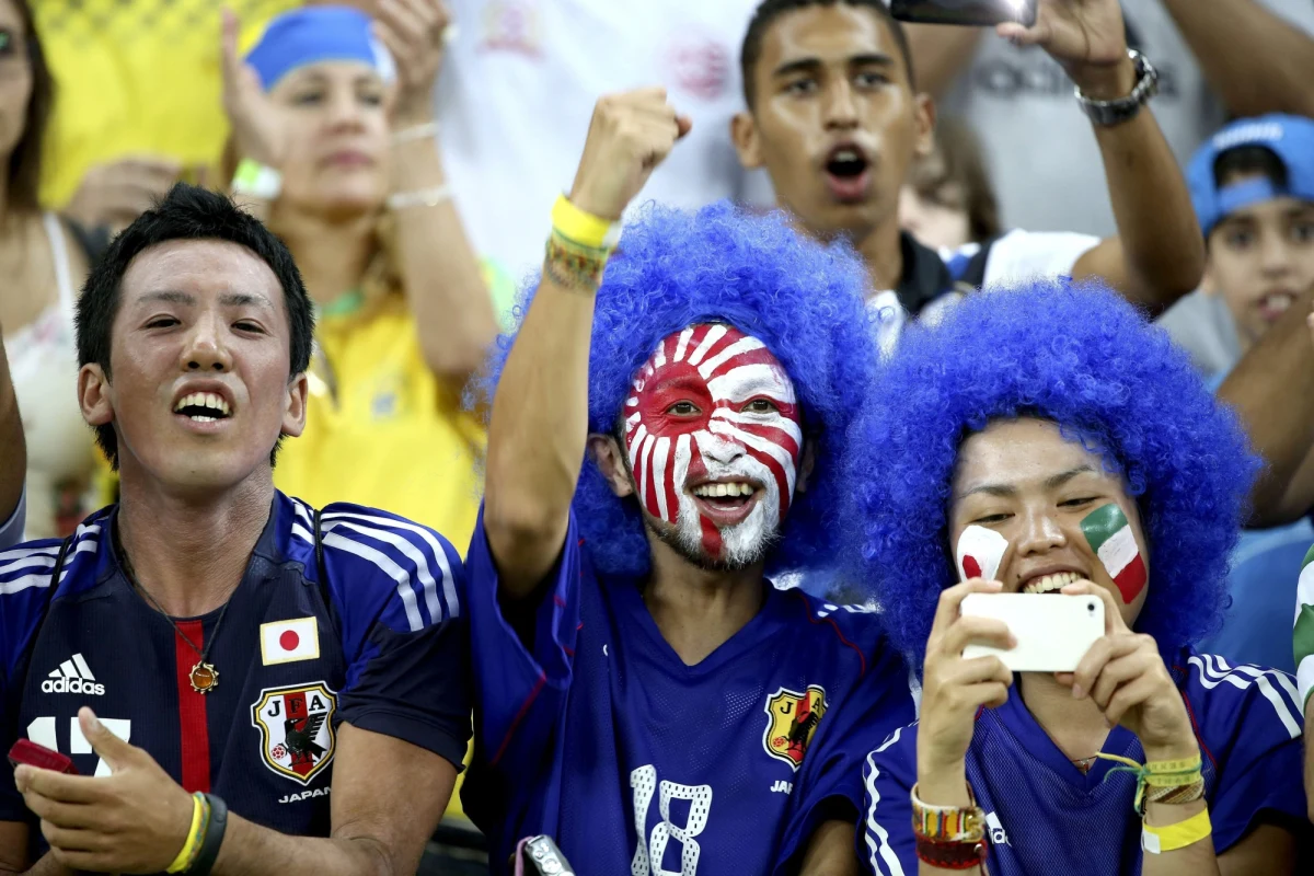 ​Wyjście z grupy - to cel reprezentacji Japonii na startujące za trzy tygodnie piłkarskie mistrzostwa świata w Brazylii. I nie jest bez szans, jeśli tylko Keisuke Honda i Shinji Kagawa zagrają na wyższym poziomie, niż w minionym sezonie ligowym. Kibice "Niebieskich Samurajów" mogą być za to spokojni o grę defensywną, bo trener Alberto Zaccheroni nauczył Japończyków słynnego włoskiego catenaccio.