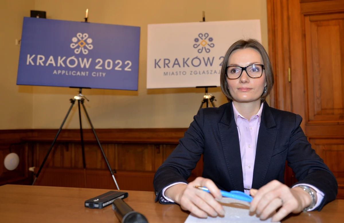 „Myślę, że władzom Krakowa zabrakło wiary w to, że Polska może zostać wybrana na gospodarza igrzysk. Brak tego przekonania było widać przez cały okres pracy nad projektem” - pisze była szefowa Komitetu Konkursowego Kraków 2022 Jagna Marczułajtis-Walczak w oświadczeniu, do którego dotarli dziennikarze RMF FM. Odpowiada w ten sposób na zarzuty prezydenta Krakowa Jacka Majchrowskiego. 