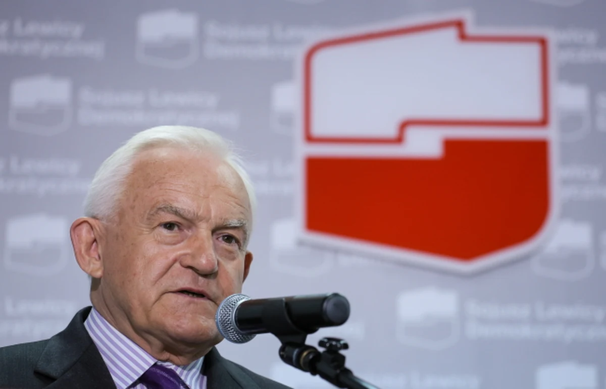 "SLD będzie miał o dwa euromandaty mniej niż dotąd. Cieszy się tym, co ma: że jest trzecią siłą polityczną w Polsce, choć gra w II lidze, i że pokonał Janusza Palikota" - pisze "Gazeta Wyborcza". Cytuje też działaczy Sojuszu, zdaniem których część wyborców odstraszyła bratobójcza walka ludzi lewicy. "Wielu wyborców lewicy, zniesmaczonych wojenką Leszka Millera z Aleksandrem Kwaśniewskim, po prostu zostało w domu” - mówi jeden z nich.