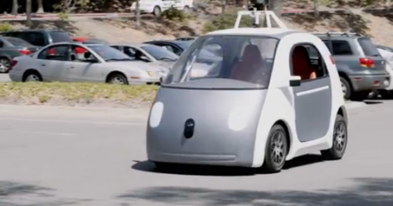Firma Google zaczyna produkcję samosterujących się samochodów. Kierownica, pedały i panel sterowania zostaną zastąpione przyciskami. Powstało już 100 prototypów. 