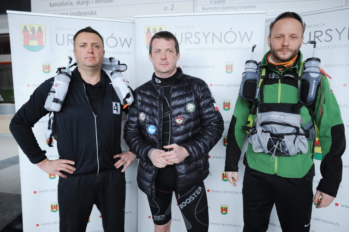 Ponad 100 zawodników z 41 krajów, w tym czterech Polaków, pobiegnie trasą o długości 250 kilometrów przez pustynię Gobi w Chinach. To drugi z ultramaratonów wchodzących w skład cyklu zawodów 4Deserts Series. Pierwszy odbył się w lutym na jordańskiej pustyni.