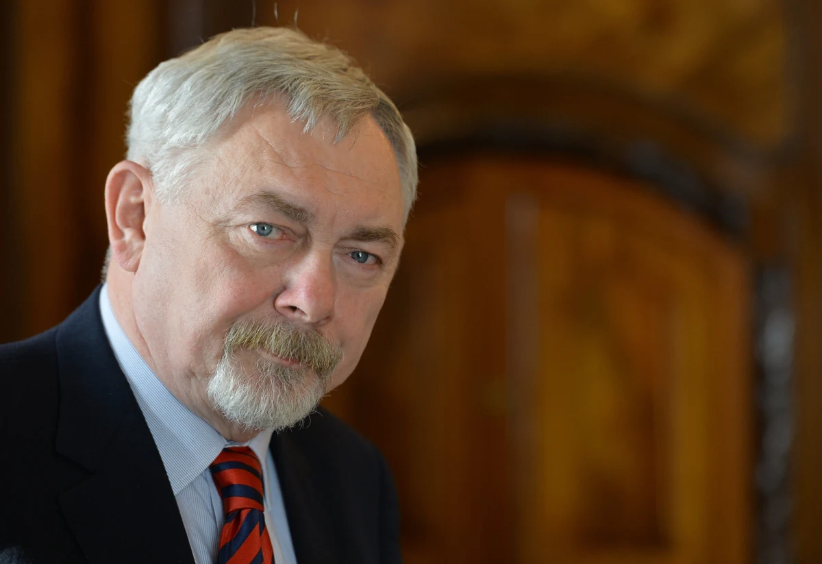 11 czerwca Rada Miasta ma przegłosować uchwałę o rezygnacji Krakowa ze starań o organizację zimowych igrzysk olimpijskich w 2022 roku. "Decyzja ta zakończy starania Polski i Słowacji o przeprowadzenie tej imprezy" - powiedział Jacek Majchrowski. 