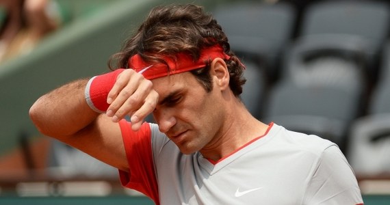 Roger Federer zakończył na 1/8 finału udział w wielkoszlemowym turnieju na kortach im. Rolanda Garrosa w Paryżu. Szwajcarski tenisista przegrał starcie z Łotyszem Ernestsem Gulbisem (18.) 7:6 (7-5), 6:7 (3-7), 2:6, 6:4, 3:6.