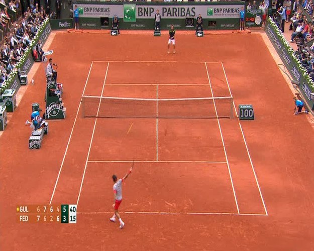 Roger Federer przegrał z Ernestsem Gulbisem 7:6, 6:7, 2:6, 6:4, 3:6 w czwartej rundzie wielkoszlemowego turnieju im. Rolanda Garrosa, który odbywa się w Paryżu.