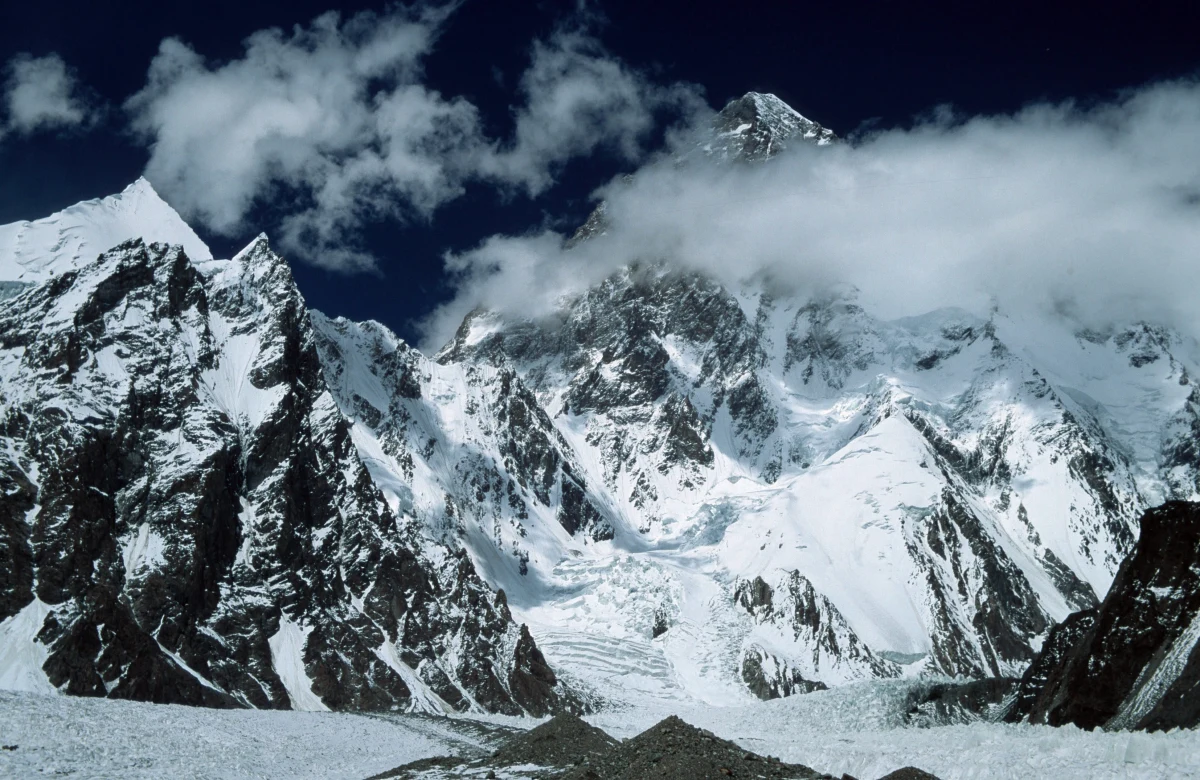 ​Polacy wracają do pomysłu zimowego podboju Himalajów. 10 czerwca do Pakistanu wyruszają dwie wyprawy pod szyldem Polskiego Himalaizmu Zimowego - donosi "Dziennik Zachodni".