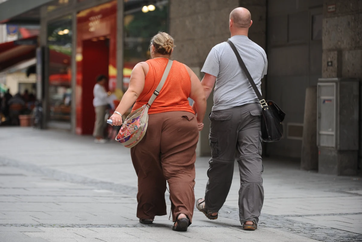 Adenowirus 36 – dość powszechny patogen wywołujący zwykle objawy podobne do przeziębienia – może być współodpowiedzialny za epidemię otyłości – sugerowali naukowcy podczas Europejskiego Kongresu Otyłości w Sofii - donosi portal medexpress.pl. 