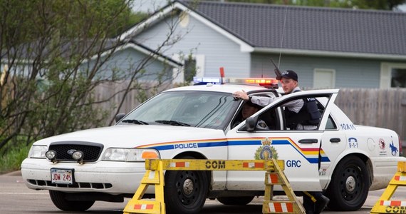 Kanadyjska policja zatrzymała mężczyznę, który prawdopodobnie zastrzelił dzień wcześniej trzech policjantów i ranił dwóch w mieście Moncton w prowincji Nowy Brunszwik na wschodzie Kanady - poinformowała lokalna policja i świadkowie.  