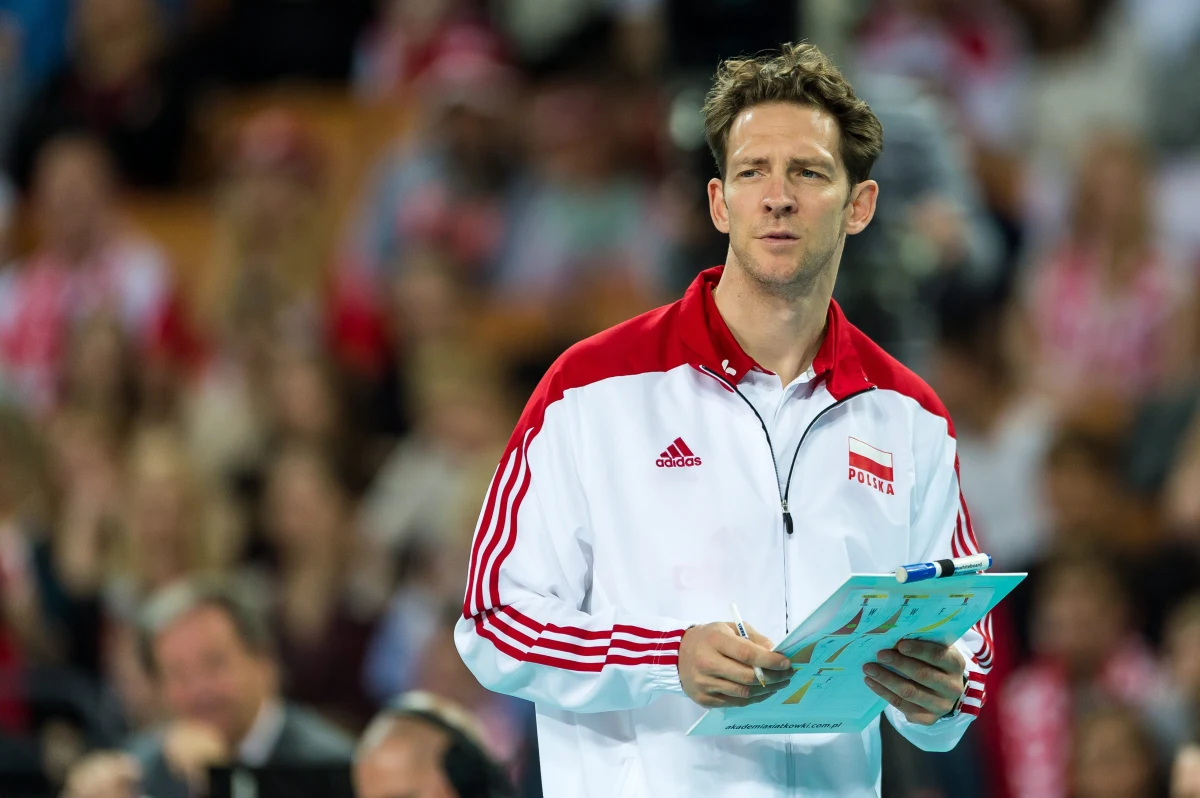 Trener polskich siatkarzy Stephane Antiga poprowadzi żeńską drużynę UKS Sokół 43 w charytatywnym meczu z kadrą Śląska kadetek. Spotkanie odbędzie się 10 czerwca w Katowicach. Celem imprezy jest zrealizowanie marzenia chorego 8-letniego Maksa. 