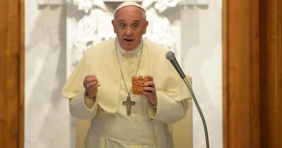 Papież Franciszek 7 lipca odprawi w Watykanie mszę z grupą ofiar księży pedofilów - podał portal Vatican Insider, przypominając, że wcześniej zapowiadano ją na początek czerwca.