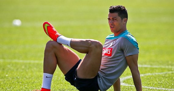 Cristiano Ronaldo w sobotę uczestniczył w treningu piłkarskiej reprezentacji Portugalii, która przygotowuje się do startu w mistrzostwach świata na obozie w USA. Zajęcia odbyły się na stadionie w New Jersey.