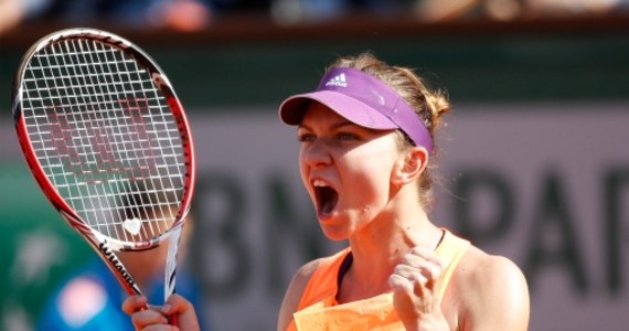 Agnieszka Radwańska spadła z trzeciej na czwartą lokatę w rankingu WTA Tour. Polska tenisistka musiała ustąpić miejsca Rumunce Simonie Halep, która dotarła w minionym tygodniu do finału wielkoszlemowego turnieju na kortach im. Rolanda Garrosa. Prowadzi wciąż Amerykanka Serena Williams.