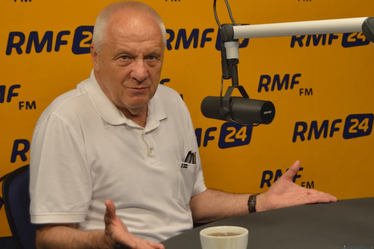 "To wypadek przy pracy demokracji. Zawiodły mechanizmy decyzyjne. Można było zwołać klub, może po wystąpieniu Kamińskiego. Nie wiem też, czym kierował się PSL. To niepojęte! Lojalność nie jest najsilniejszą cechą PSL" - mówi Stefan Niesiołowski o wynikach głosowania nad immunitetem byłego szefa CBA. "Stała się rzecz haniebna"- uważa gość Kontrwywiadu RMF FM. "Został sprofanowany hymn narodowy. Przestępca uniknął odpowiedzialności, a PiS wstał i odśpiewał hymn narodowy!" - oburza się.