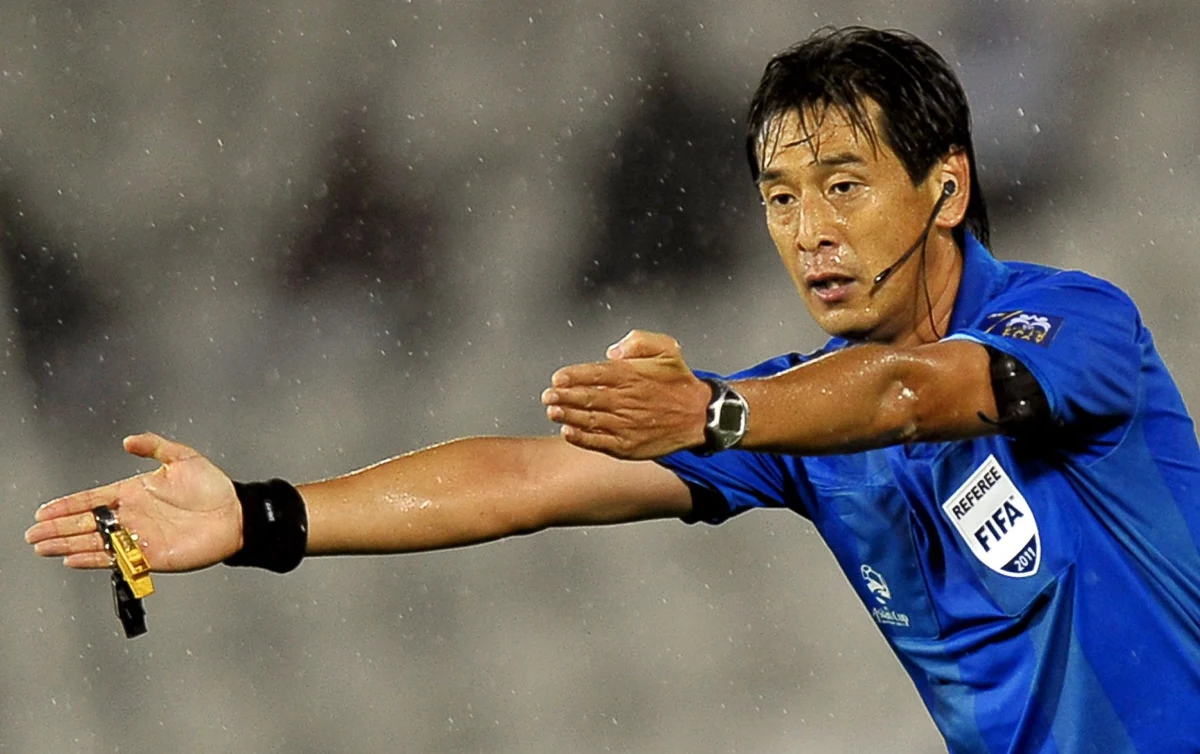 Japończyk Yuichi Nishimura - to on będzie sędzią meczu otwarcia piłkarskich Mistrzostw Świata między Brazylią i Chorwacją. Mało kto pamięta, że w sezonie 2008/2009 Nishimura sędziował trzy mecze naszej Ekstraklasy.