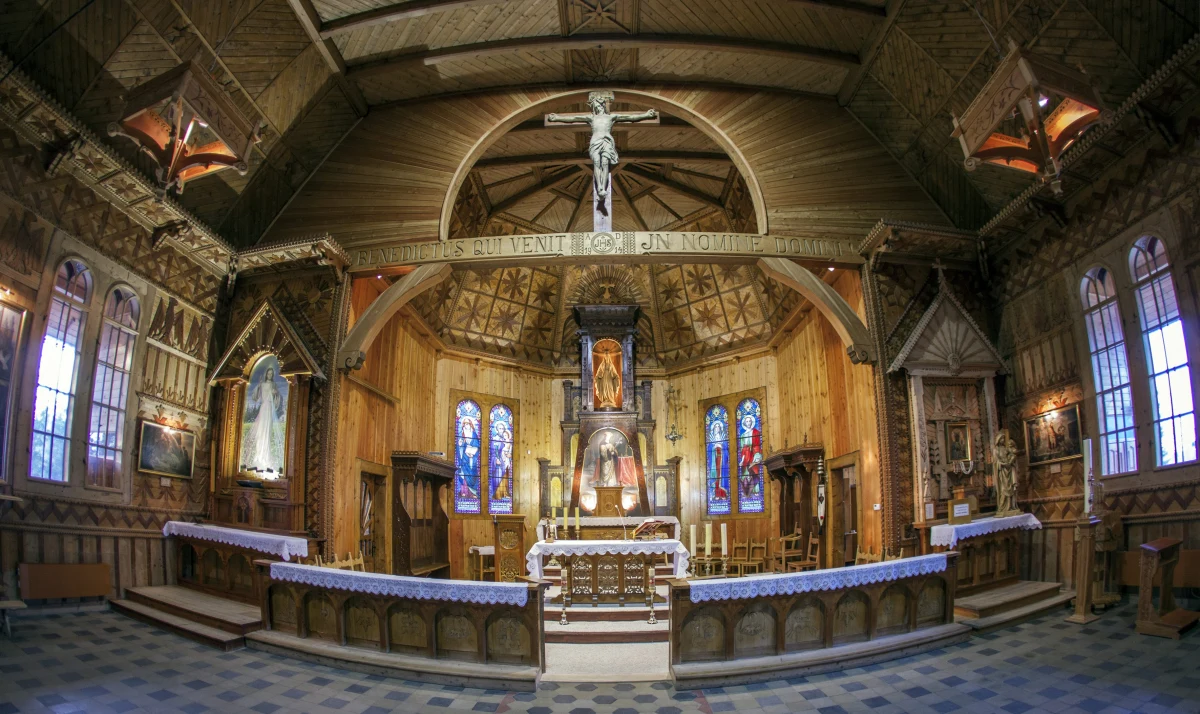 Podczas specjalnego nabożeństwa polscy hierarchowie będą przepraszali za przypadki molestowania seksualnego – pisze "Rzeczpospolita". Gazeta przytacza słowa modlitwy przebłagalnej, które padną z ich ust podczas liturgii pokutnej za grzechy wykorzystania seksualnego dzieci i młodzieży przez duchownych.