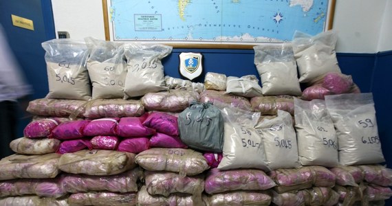 W ramach rozległej akcji przeciwko międzynarodowemu gangowi przemytników narkotyków przejęto w Grecji ponad tonę heroiny - poinformowała grecka straż przybrzeżna.