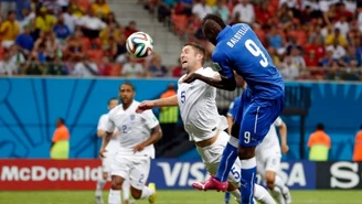 MŚ 2014: Włosi pokonali Anglików 2-1, "Balotelli zjadł Lwy"