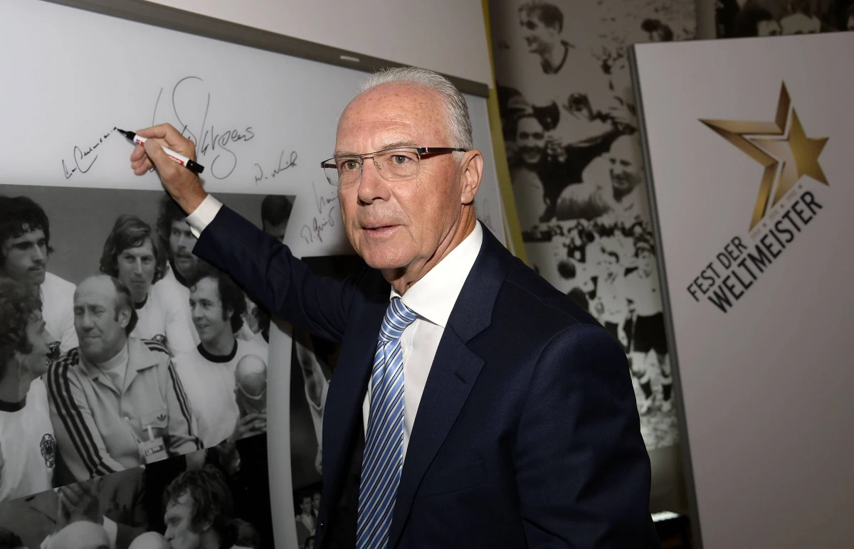 Słynny w przeszłości niemiecki piłkarz Franz Beckenbauer zdecydował się w końcu złożyć zeznanie przed Komisją Etyki FIFA. Chodzi o śledztwo dotyczące rzekomej korupcji przy przyznaniu Katarowi mundialu 2022.
