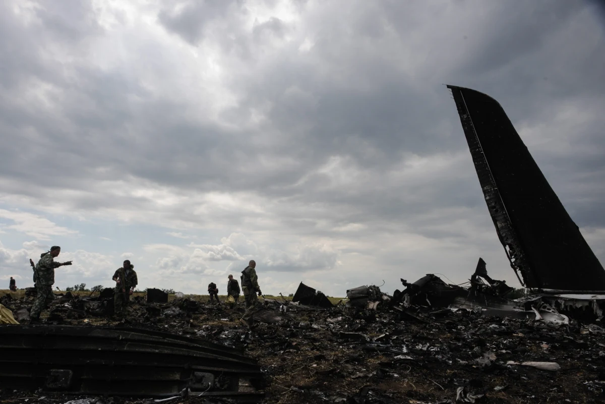 Prorosyjscy separatyści z tzw. Ługańskiej Republiki Ludowej przyznali się, że to oni zestrzelili w sobotę ukraiński samolot transportowy, zabijając 49 osób. Oświadczenie w tej sprawie złożył przywódca samozwańczego tworu Wałerij Bołotow.