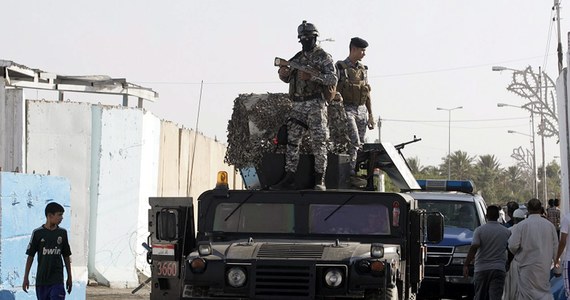 Wojsko irackie toczy ciężkie walki z dżihadystami o Bakubę, która znajduje się zaledwie 60 km na północny wschód od stolicy kraju Bagdadu. Miasto zostało częściowo opanowane przez siły rządowe.