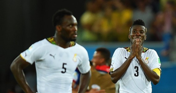 Rząd Ghany kupił 50 megawatów energii elektrycznej od Wybrzeża Kości Słoniowej. Zrobił to, by mieszkańcy kraju mogli oglądać bez przeszkód mecze reprezentacji "Czarnych Gwiazd" w piłkarskich mistrzostwach świata. Na inaugurację piłkarze z Ghany przegrali z USA 1:2.