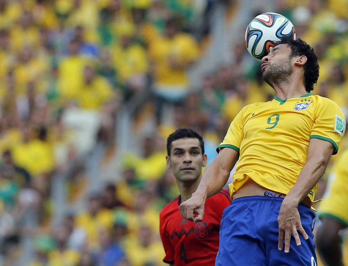 Brazylia bezbramkowo zremisowała z Meksykiem w meczu otwierającym drugą serię spotkań w fazie grupowej mistrzostw świata. W pierwszych pojedynkach "Canarinhos" wygrali z Chorwacją 3:1, a "El Tri" pokonali Kamerun 1:0. 