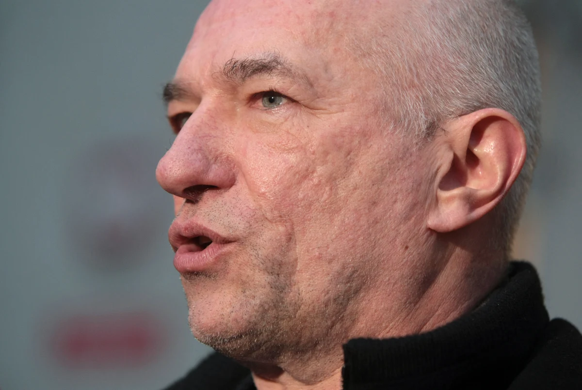 Dziennikarze "Wprost" nie mieli racji, odmawiając ABW wydania nośników nagrań - uważa profesor prawa, b. minister sprawiedliwości Zbigniew Ćwiąkalski. Według niego żądano wydania przedmiotu przestępstwa, a nie ujawnienia informatorów.