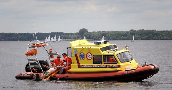 Od początku maja utonęło ponad 100 osób - wynika z najnowszych danych Komendy Głównej Policji. Ratownicy WOPR apelują, by korzystać ze strzeżonych kąpielisk i nie wchodzić do wody po wypiciu alkoholu.
