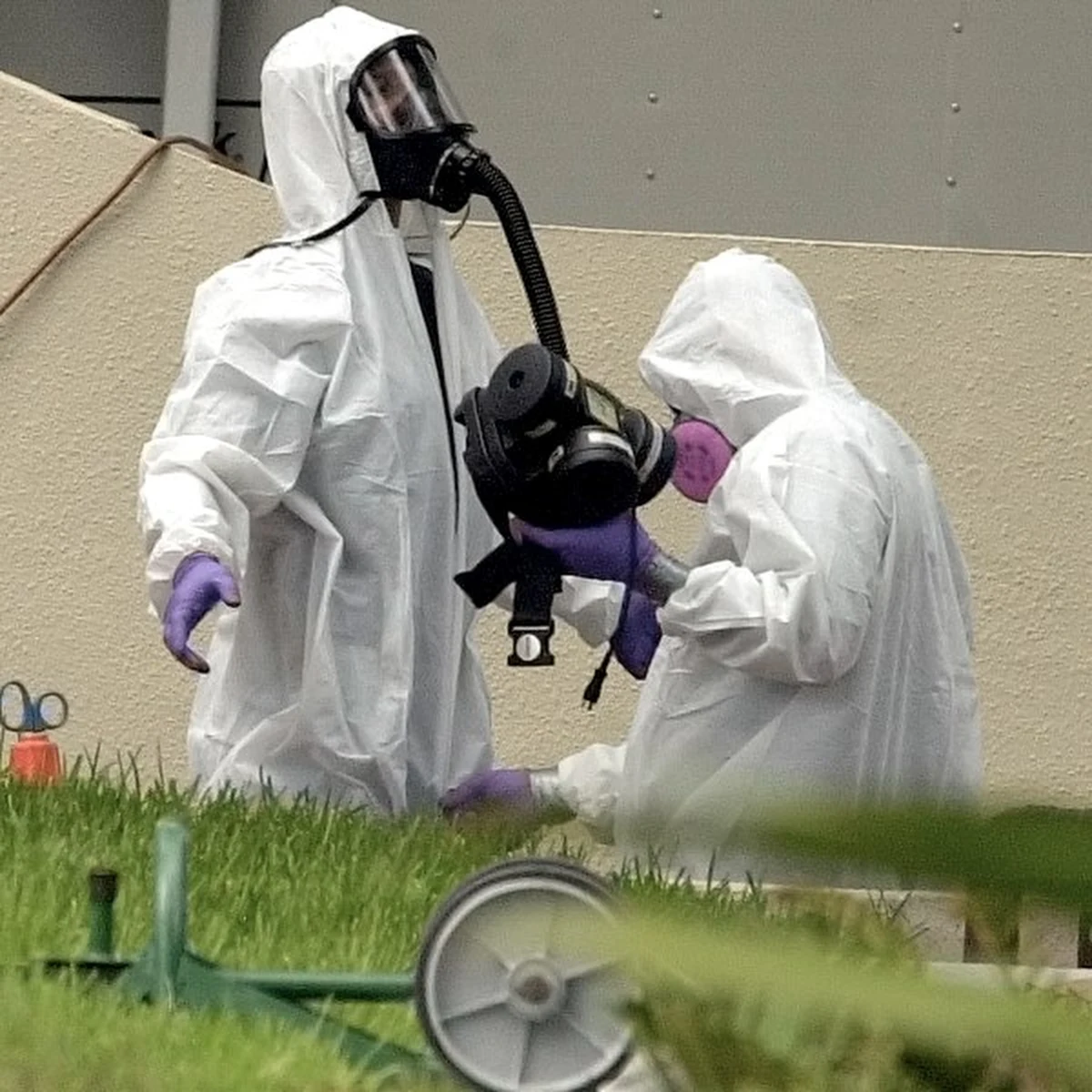 Amerykańskie Centrum Zwalczania i Prewencji Chorób (CDC) poinformowało w piątek, że 84 pracowników trzech laboratoriów państwowych w Atlancie mogło być narażonych na kontakt z bakterią wąglika, gdyż doszło do naruszenia procedur bezpieczeństwa.
