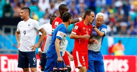 Steve von Bergen, środkowy obrońca reprezentacji Szwajcarii, nie zagra więcej w piłkarskich mistrzostwach świata w Brazylii. Jak wykazały badania, w piątkowym spotkaniu z Francją (2:5) doznał złamania kości lewego oczodołu.