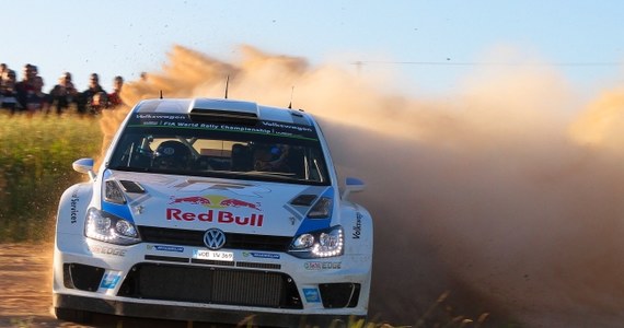 Po dwóch dzisiejszych odcinkach specjalnych mistrz świata Francuz Sebastien Ogier (VW Polo WRC) jest liderem 71. Rajdu Polski, siódmej rundy mistrzostw świata. Robert Kubica plasuje się na 8. pozycji.