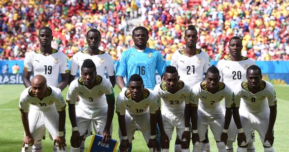 Prezydent Ghany John Mahama zdymisjonował ministra sportu Elvisa Afriyie-Ankraha. Nie wiadomo, jaki był formalny powód tej decyzji, ale prawdopodobnie ma ona związek ze słabym występem piłkarzy tego kraju w mistrzostwach świata w Brazylii. 