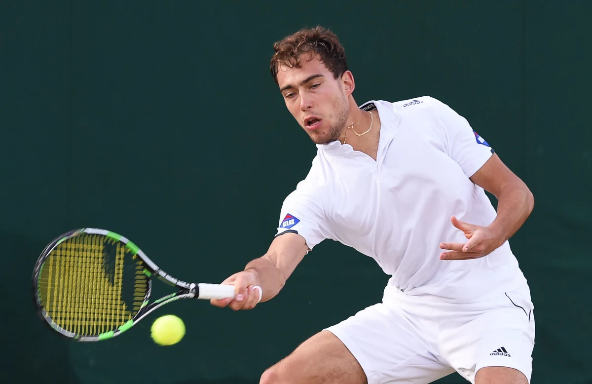 Jerzy Janowicz, który w sobotni wieczór zakończył udział w wielkoszlemowym Wimbledonie, na półmetku turnieju przewodzi w niechlubnej klasyfikacji podwójnych błędów serwisowych w rywalizacji mężczyzn. W trzech meczach tenisista z Łodzi pomylił się aż 47 razy.   