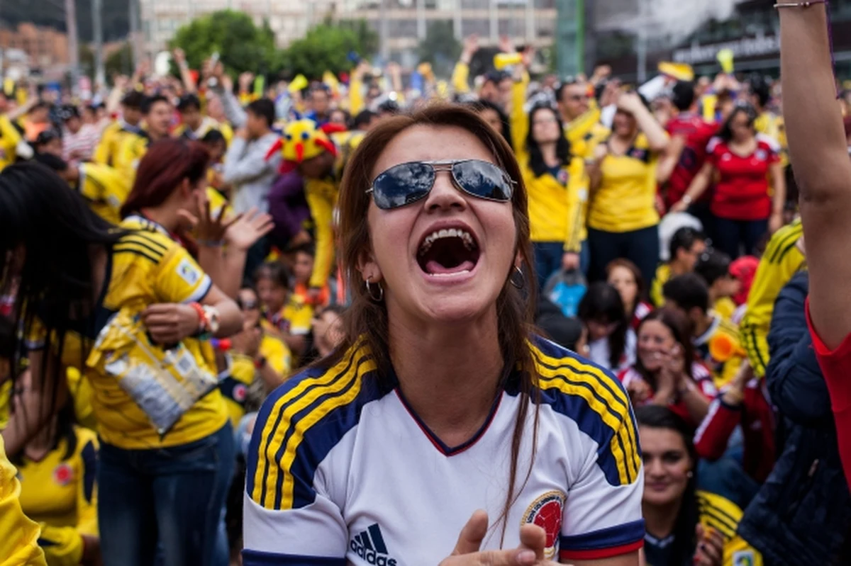 Osiem osób zginęło w Bogocie podczas świętowania przez Kolumbijczyków awansu piłkarskiej reprezentacji tego kraju do 1/8 finału mistrzostw świata. Tragiczny bilans fety podał burmistrz miasta Gustavo Petro. 