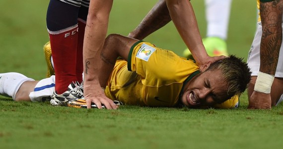 "Neymar jest lepszy od Messiego" - powiedział kiedyś o młodym brazylijskim piłkarzu jego legendarny rodak Pele. Zawodnik Barcelony był największą nadzieją "Canarinhos" na sukces w mistrzostwach świata. Był, bo z powodu kontuzji na mundialu już nie zagra.