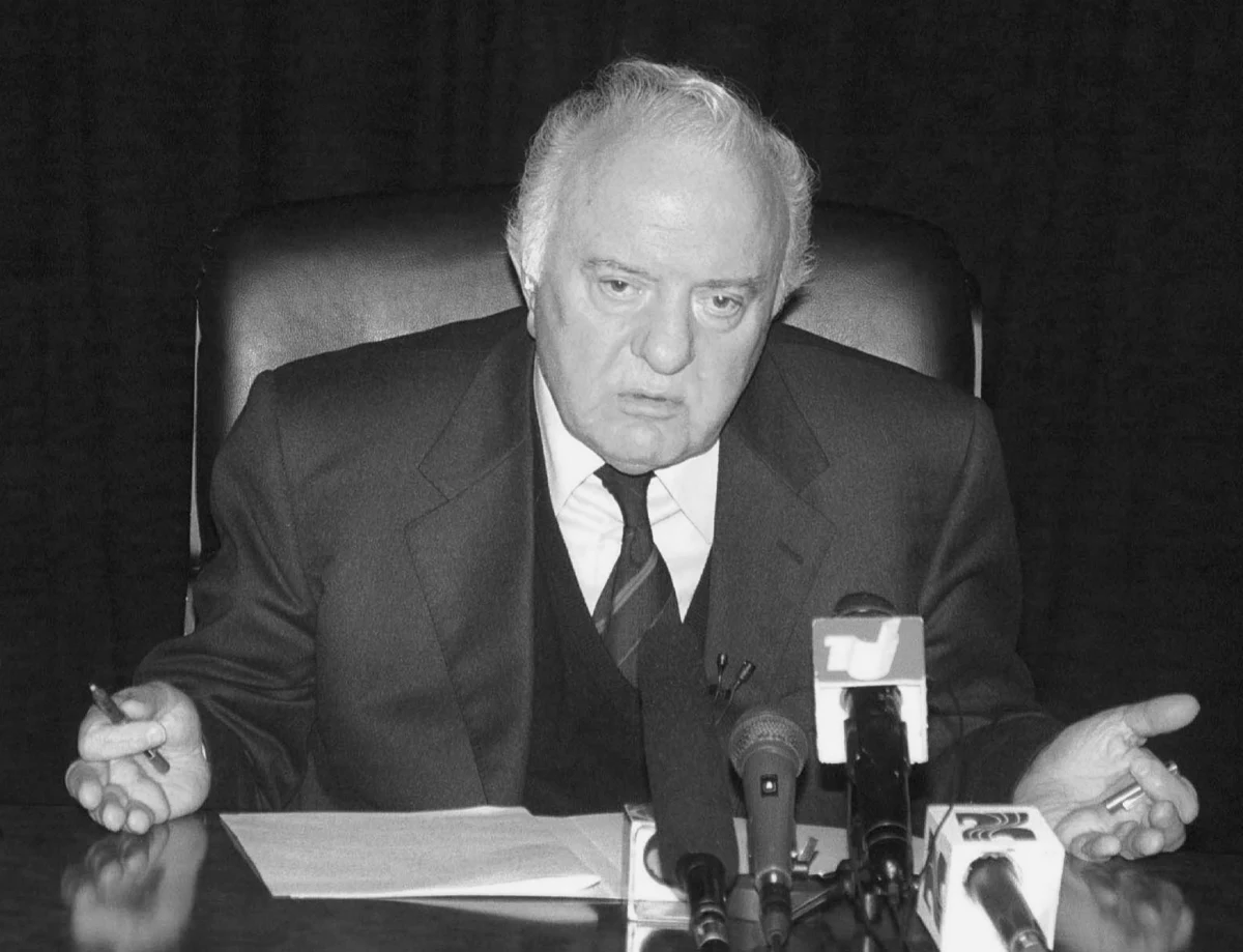 Nie żyje Eduard Szewardnadze, były prezydent Gruzji, a wcześniej minister spraw zagranicznych ZSRR - podało radio Echo Moskwy, powołując się na rodzinę zmarłego. Polityk miał 86 lat. 