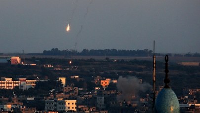 Naloty w Strefie Gazy. Już ponad 80 ofiar