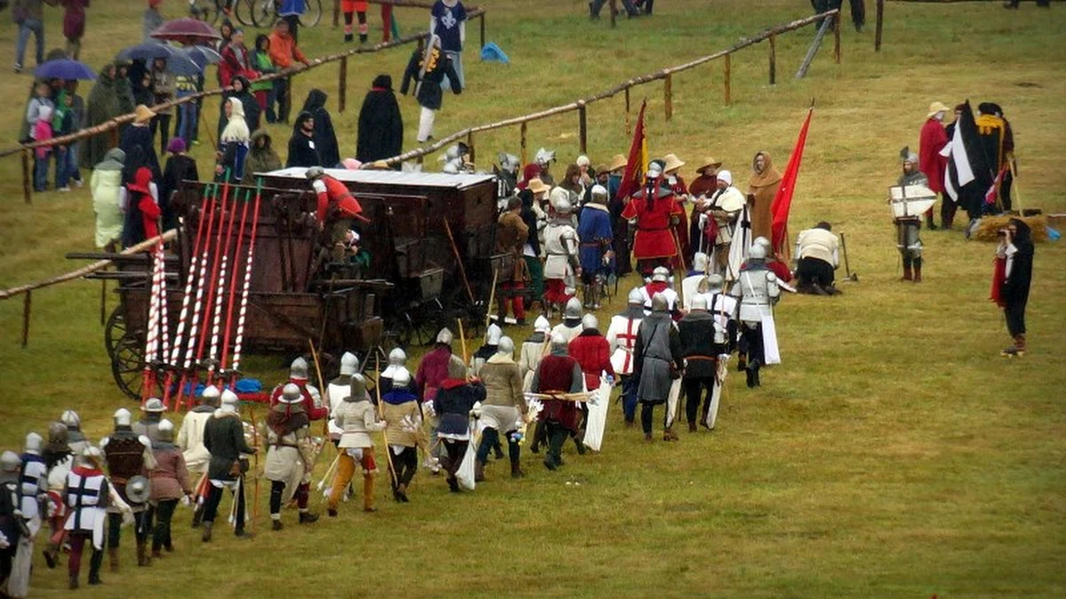 Ulryk von Jungingen poległ pod mieczami polsko litewskich wojaków! Polacy i Litwini, ci, którzy przeżyli to straszne starcie, świętują zwycięstwo. Ci, którzy przyszli zobaczyć bitwę byli pod dużym wrażeniem. „Jest wspaniale. Oddaje to czasy. Na żywo zawsze lepiej, niż na filmie. Przeżycie jest niesamowite” – mówili reporterowi RMF FM zgromadzeniu na polach pod Grunwaldem widzowie.