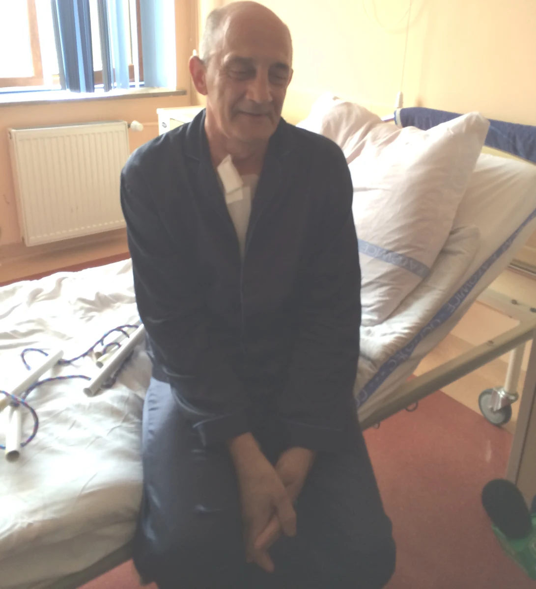 Pionierska zabieg lekarzy w Katowicach. Pierwszy raz w Polsce przeprowadzono tam operację zakładania specjalnego implantu bez rozcinania mięśnia sercowego. Do tej pory na świecie było tylko kilkanaście takich operacji.