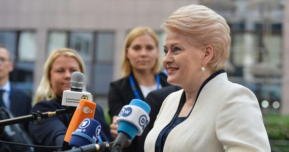 Nie damy się Polakom, a stosunki z Polską pozostaną takie, jakie są - powiedziała prezydent Litwy Dalia Grybauskaite podczas spotkania z litewskim korpusem dyplomatycznym. Krytycznie wypowiedziała się też na temat Partnerstwa Wschodniego.