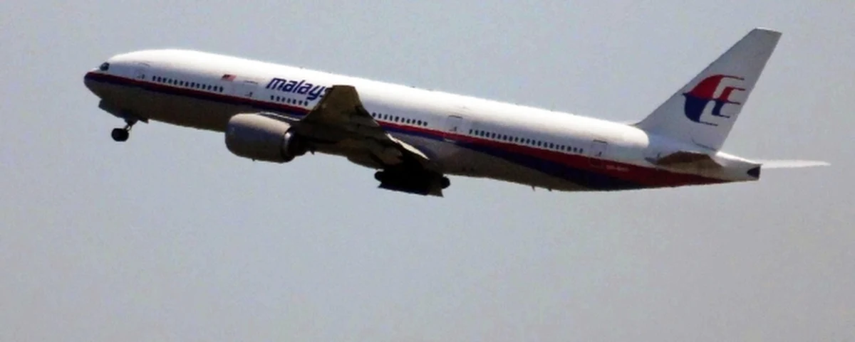 Malezyjskie linie lotnicze Malaysia Airlines oświadczyły, że trasa wybrana przez  zestrzelony wczoraj nad Ukrainą samolot, była zadeklarowana jako bezpieczna przez ONZ-owską Międzynarodową Organizację Lotnictwa Cywilnego (ICAO). Również Międzynarodowe Stowarzyszenie Transportu Powietrznego (IATA) "stwierdziło, że przestrzeń powietrzna, przez którą leciał samolot, nie podlegała żadnym restrykcjom" - zaznaczyły Malaysia Airlines. 
