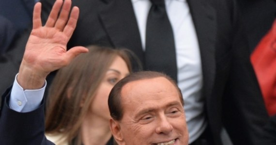 Były premier Włoch Silvio Berlusconi po raz pierwszy od lat zapewnił o swym szacunku dla wymiaru sprawiedliwości. Tak zareagował na wyrok sądu apelacyjnego, który oczyścił go w piątek z zarzutów w tzw. sprawie Ruby, nieletniej prostytutki.
