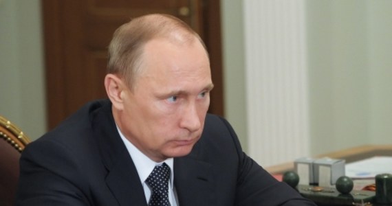 Rosja postanowiła nałożyć sankcje na 12 amerykańskich wojskowych, którzy - jej zdaniem - są odpowiedzialni za torturowanie więźniów w Guantanamo i więzieniu Abu Ghraib w Iraku. To reakcja na sankcje wobec Moskwy, które Waszyngton wprowadził w środę w związku z polityką prowadzoną przez Władimira Putina wobec wschodniej Ukrainy.