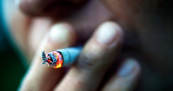 ​Koncern tytoniowy RJ Reynolds Tobacco ma wypłacić wdowie po nałogowym palaczu, który zmarł w wieku 36 lat na raka płuc, 23 miliardów dolarów. Tak zdecydował sąd na Florydzie.