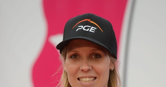 "Przydałyby mi się trzy dodatkowe kilogramy" - mówi w RMF FM Zofia Noceti-Klepacka. Brązowa medalistka igrzysk olimpijskich w windsurfingu niecały rok po urodzeniu drugiego dziecka wywalczyła medal mistrzostw Europy, a teraz szykuje się do startu w mistrzostwach świata. Pytana, jak to robi, odpowiada, że jest aktywną mamą. Zdradza też jednak, że coraz bardziej od rywalizacji zajmuje ją wychowanie swoich dzieci.