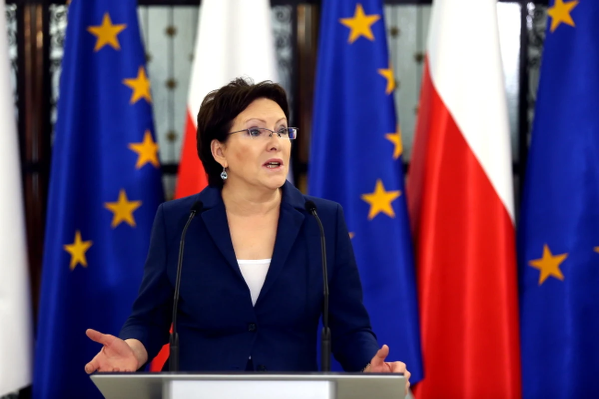 39 348 zł – dokładnie tyle zapłacono z budżetu Sejmu za biesiady kierownictwa Sejmu z marszałek Ewą Kopacz na czele w restauracjach Sowa i Przyjaciele oraz Amber Room. Tak wynika z odpowiedzi nadesłanych przez sejmowe biuro prasowe do „Super Expressu”.